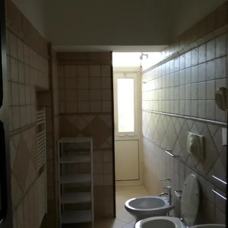 דירה Alma House